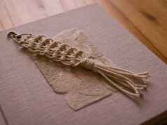 Chaveiro de macramê